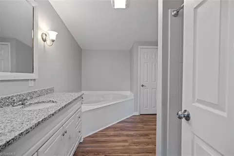 105 Stagecrest Dr, Harmony, NC 28634 photo 20