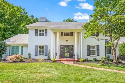 2720 Forest Dr, Winston Salem, NC 27104