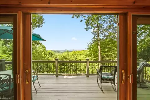 Exterior - 265 Overlook Hl, Boone, NC 28607 photo 1 of 7