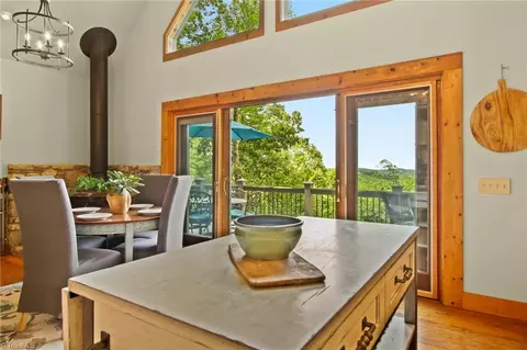 Dining - 265 Overlook Hl, Boone, NC 28607 photo 3 of 4