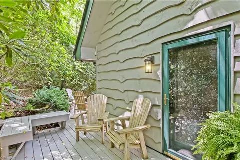 Exterior - 265 Overlook Hl, Boone, NC 28607 photo 6 of 7