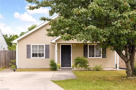 3721 Eskdale Dr, High Point, NC 27260