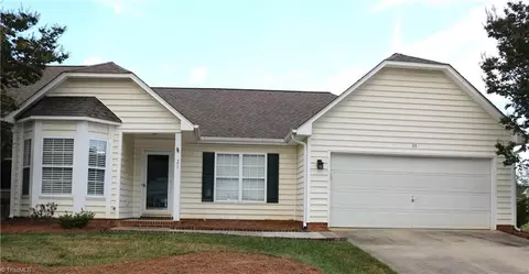 21 Mansfield Cir, Greensboro, NC 27455
