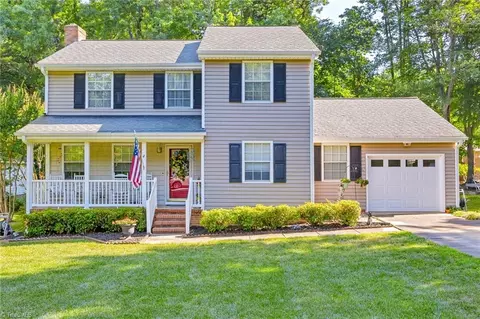 4 Natchez Ct, Greensboro, NC 27455