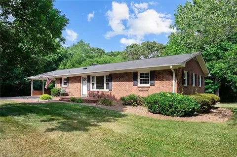 305 Benbow Dr, East Bend, NC 27018