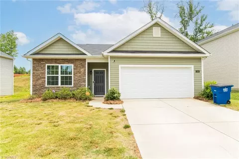1995 Longshadow St, Rural Hall, NC 27045