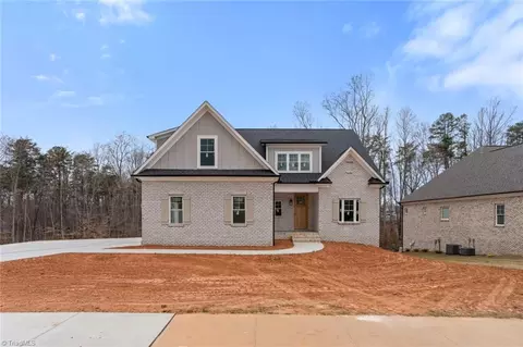 5829 Zinfandel St, Winston Salem, NC 27106