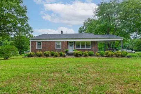 216 Underwood Rd, Elon, NC 27244