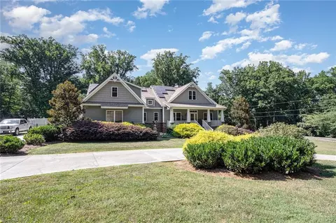 139 River Rd, Advance, NC 27006 photo 2