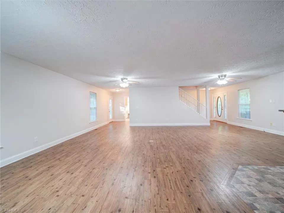  168 Marlow Woods Ln, Statesville, NC 28625 photo 9