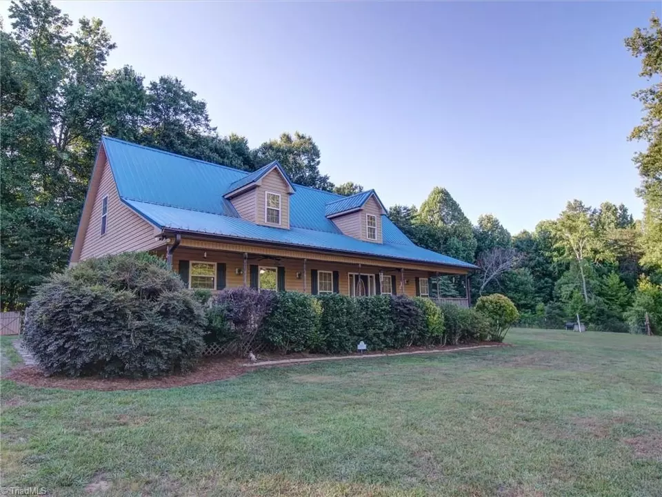  168 Marlow Woods Ln, Statesville, NC 28625 photo 1