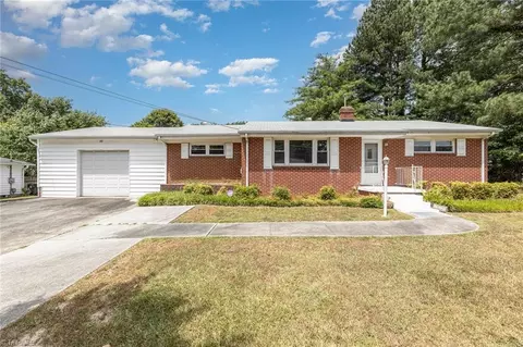 167 Payne Rd, Thomasville, NC 27360