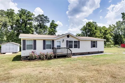 4470 N Nc Highway 109, Troy, NC 27371
