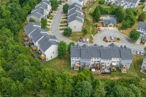 3871 Tarrant Trace Cir, High Point, NC 27265