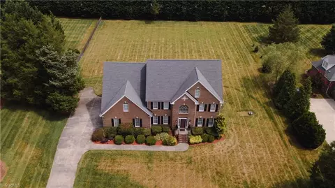 1012 Longhorn Ct, Greensboro, NC 27455