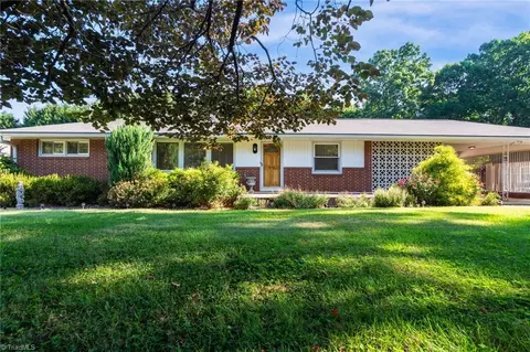 3543 Cherry Ln, Greensboro, NC 27405
