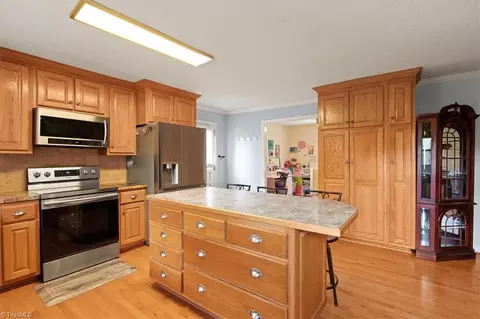Kitchen - 194 Arthur Haney Rd, Dobson, NC 27017 photo 2 of 3