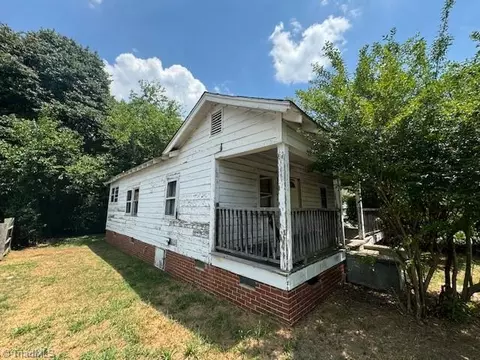 2311 Charlotte St, Greensboro, NC 27401