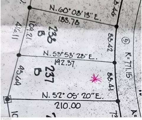 559 Woodrun Dr, Mount Gilead, NC 27306