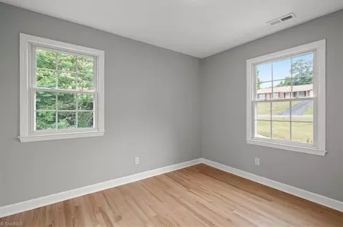 212 Logan Ct, King, NC 27021 photo 14