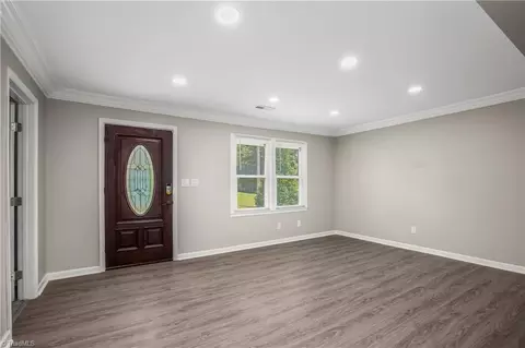 2512 Delaware Pl, High Point, NC 27260 photo 5