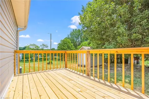 2512 Delaware Pl, High Point, NC 27260 photo 27