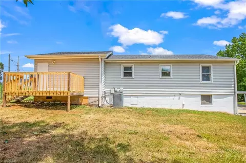 2512 Delaware Pl, High Point, NC 27260 photo 24