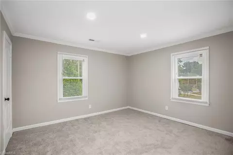 2512 Delaware Pl, High Point, NC 27260 photo 13