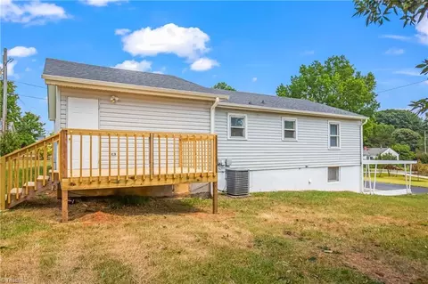 2512 Delaware Pl, High Point, NC 27260 photo 25
