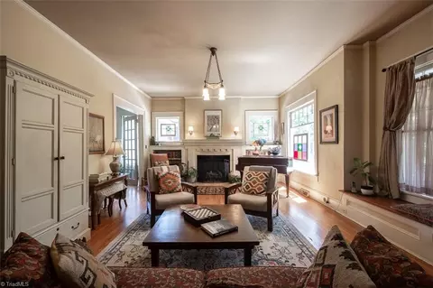 Living - 114 Circle Ct, Elkin, NC 28621 photo 1 of 2