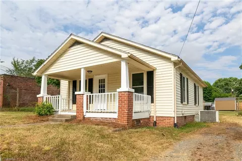 806 Norman St, Reidsville, NC 27320