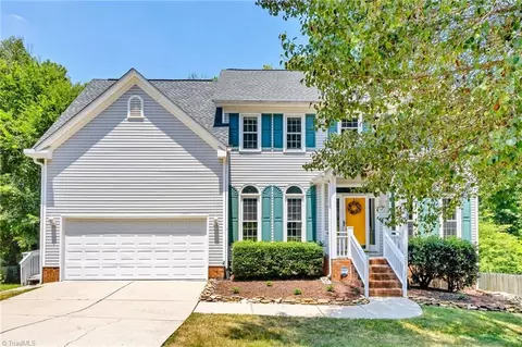 4207 Brentonshire Ln, High Point, NC 27265