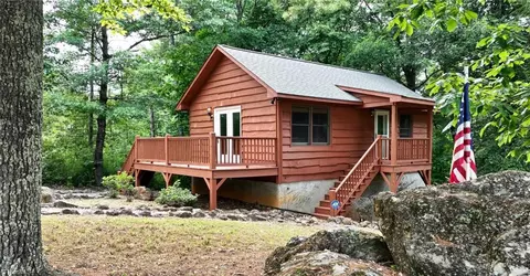 1247 Staghorn Rd, Purlear, NC 28665