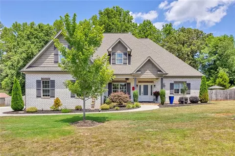 195 Sitting Rock Dr, Madison, NC 27025