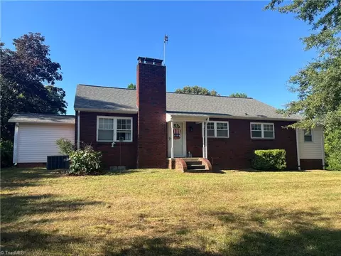 616 Nc Highway 67, East Bend, NC 27018