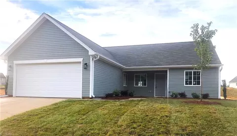 726 Torbay Dr, Mcleansville, NC 27301