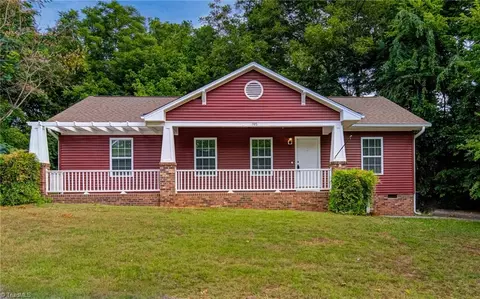 705 Old Gaston Pl, Winston Salem, NC 27103