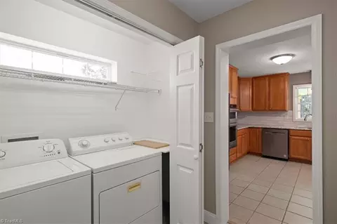 261 Matthews Rd, Pilot Mountain, NC 27041 photo 16