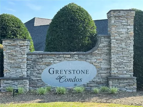 114 116 Cobblestone Ct, Mount Airy, NC 27030