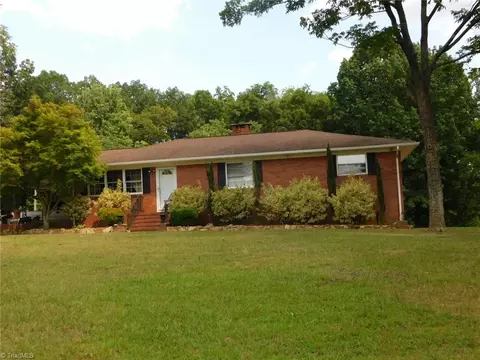 1751 Kennedy Rd, Thomasville, NC 27360