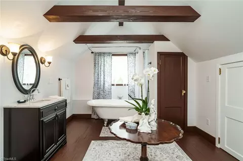 Bath - 227 Spring St W, Elkin, NC 28621 photo 2 of 4