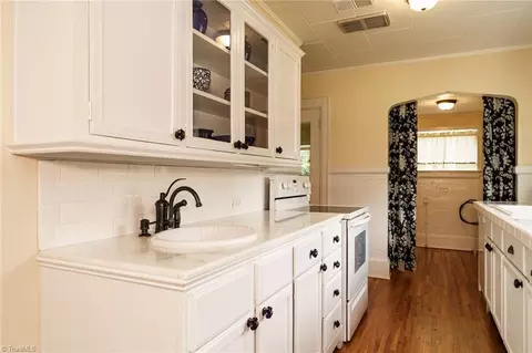 Kitchen - 227 Spring St W, Elkin, NC 28621 photo 2 of 6