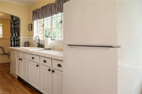 Kitchen - 227 Spring St W, Elkin, NC 28621 photo 4 of 6