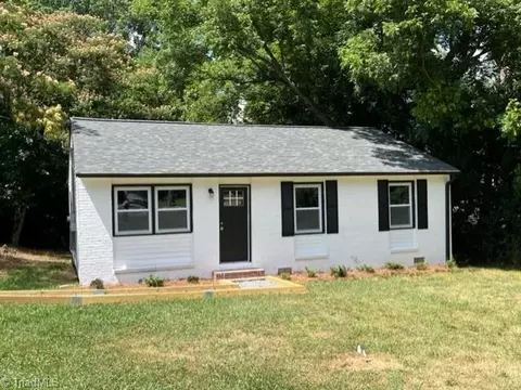 412 Clark Ave, Greensboro, NC 27406