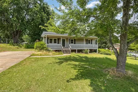 3444 Katrina Dr, Thomasville, NC 27360