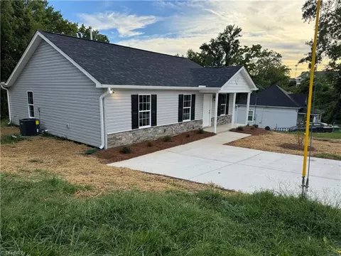 810 Russell Ave E, High Point, NC 27260