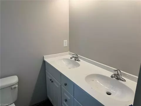 810 Russell Ave E, High Point, NC 27260 photo 13