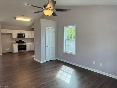 810 Russell Ave E, High Point, NC 27260 photo 6