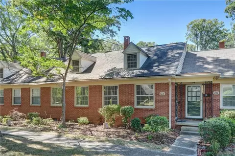 1226 Pamlico Dr, Greensboro, NC 27408