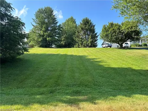 tbd Oak Hollow Cir, Galax, VA 24333